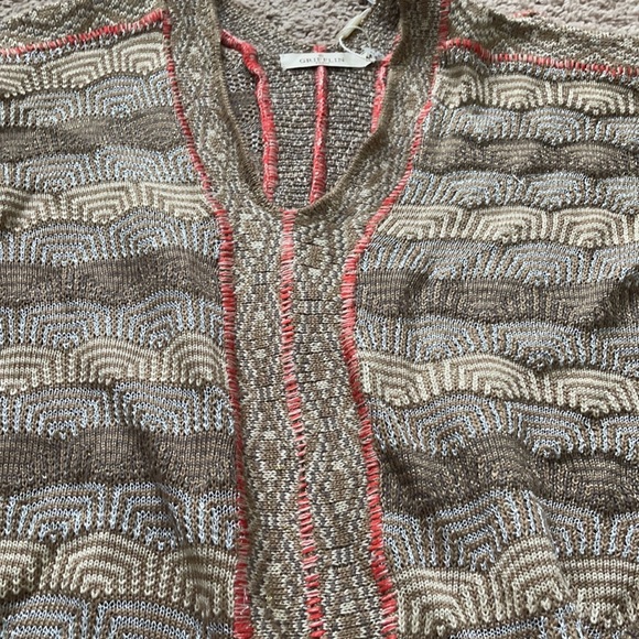 Sweater - Picture 2 of 3